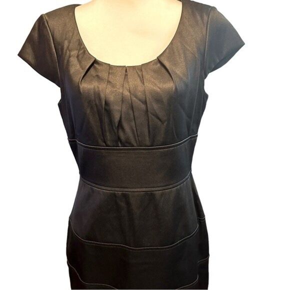 London Times Black Sleeveless Dress Round Neckline Sz 10 - Picture 4 of 10